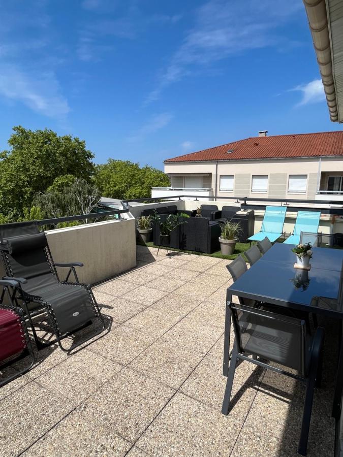Bngo I Immense Rooftop Lyon I 2 Chambres, 4 Places Parkings, 2 Immenses Terrasses, 8 Personnes 外观 照片