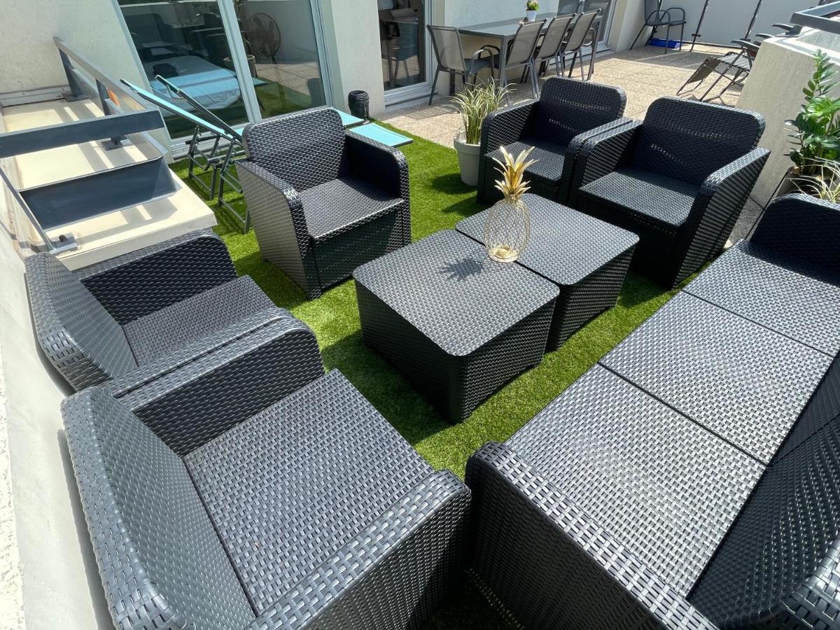 Bngo I Immense Rooftop Lyon I 2 Chambres, 4 Places Parkings, 2 Immenses Terrasses, 8 Personnes 外观 照片