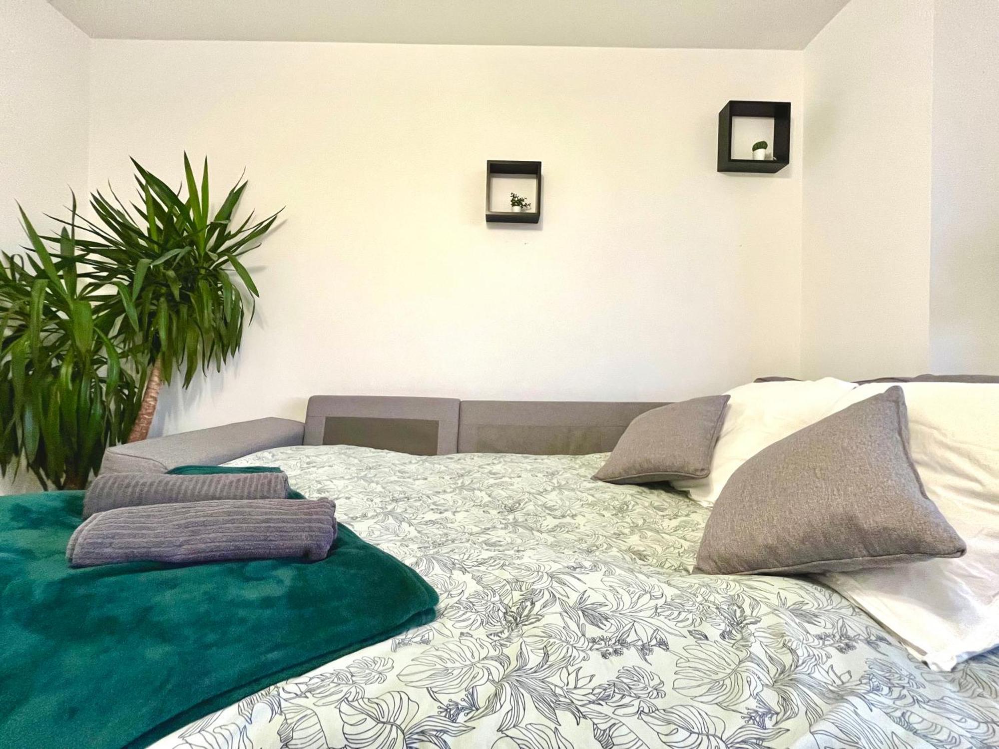 Bngo I Immense Rooftop Lyon I 2 Chambres, 4 Places Parkings, 2 Immenses Terrasses, 8 Personnes 外观 照片