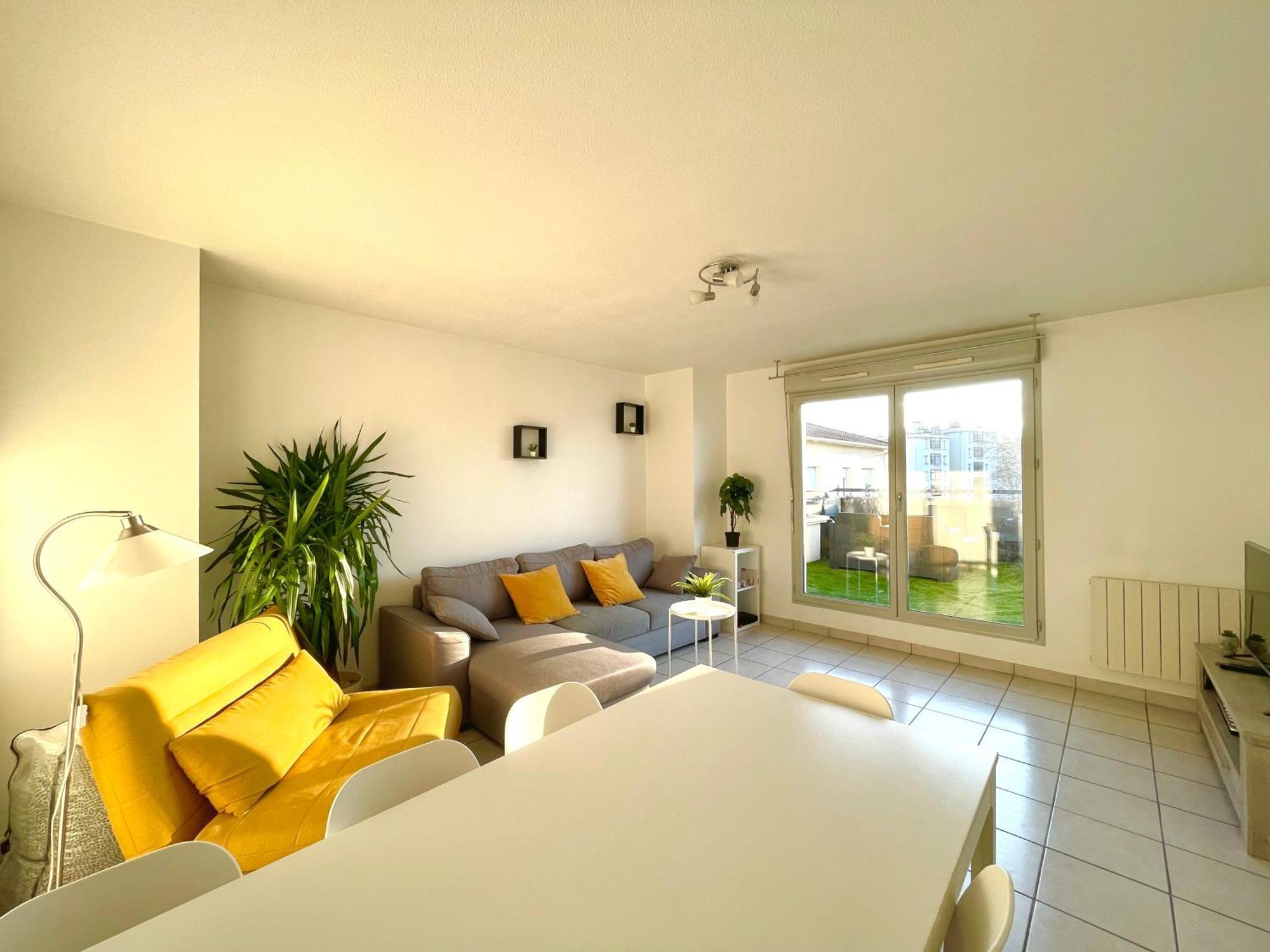 Bngo I Immense Rooftop Lyon I 2 Chambres, 4 Places Parkings, 2 Immenses Terrasses, 8 Personnes 外观 照片