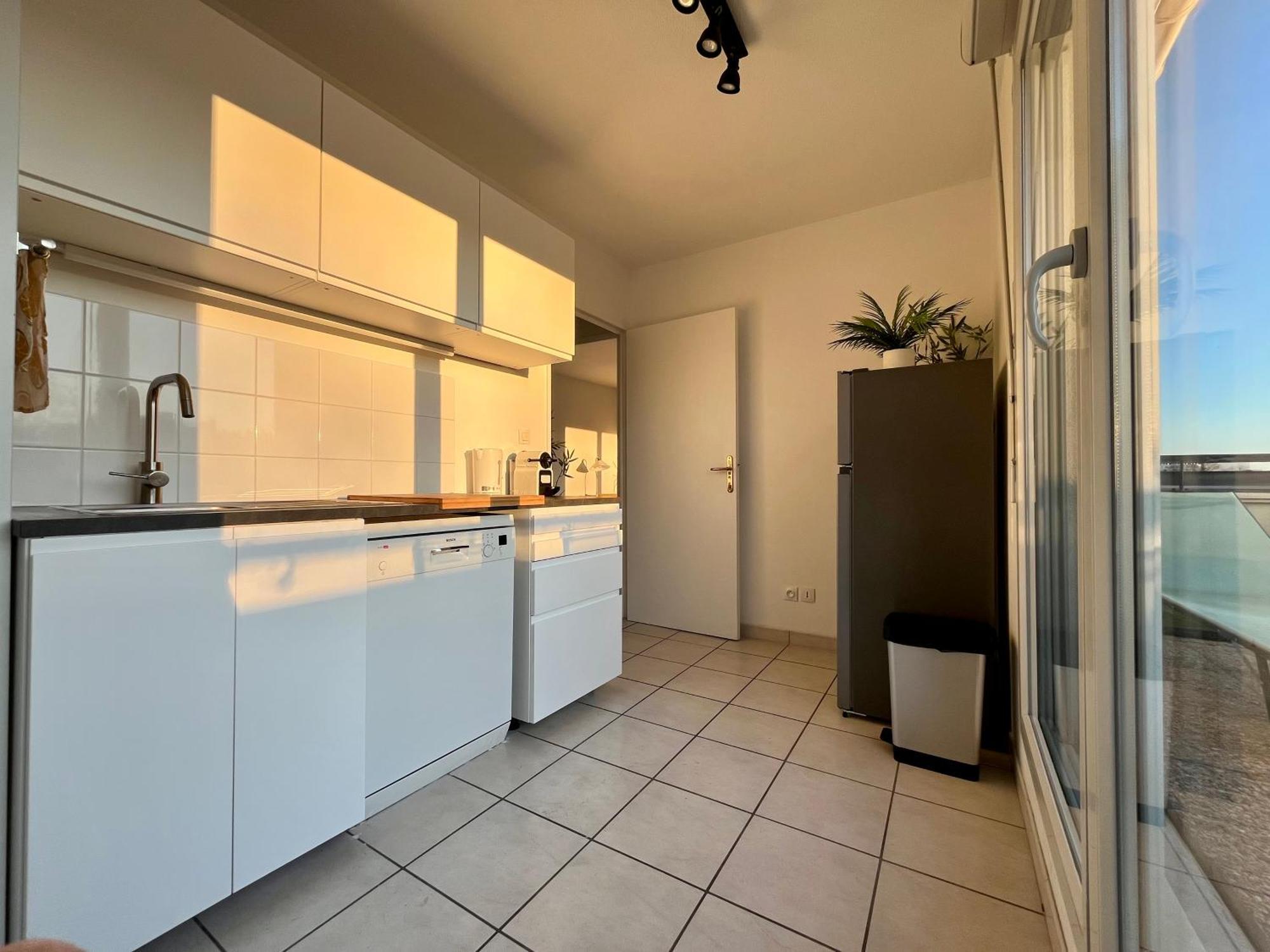 Bngo I Immense Rooftop Lyon I 2 Chambres, 4 Places Parkings, 2 Immenses Terrasses, 8 Personnes 外观 照片